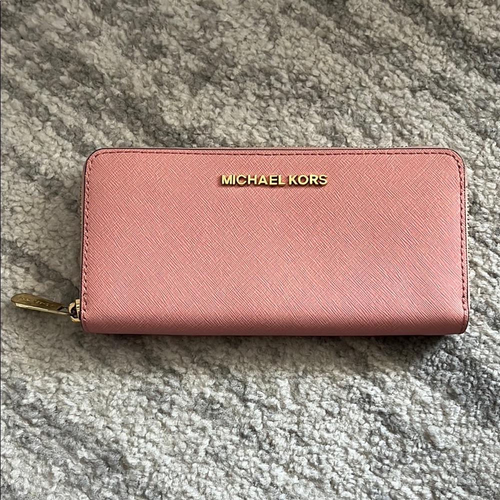Michael Kors Pink Leather Wallet with Gold Logo salmon peach color